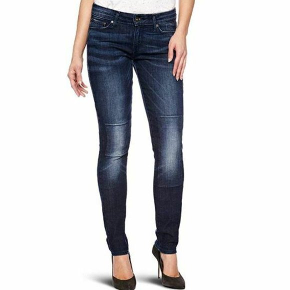 Levi's Demi Curve Silhouette - Picture 7 of 7